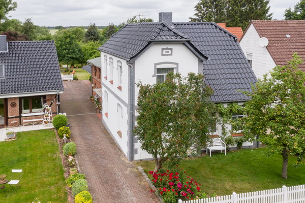 Ferienhaus Nusse - Achtern witten Tuun - Außenansicht